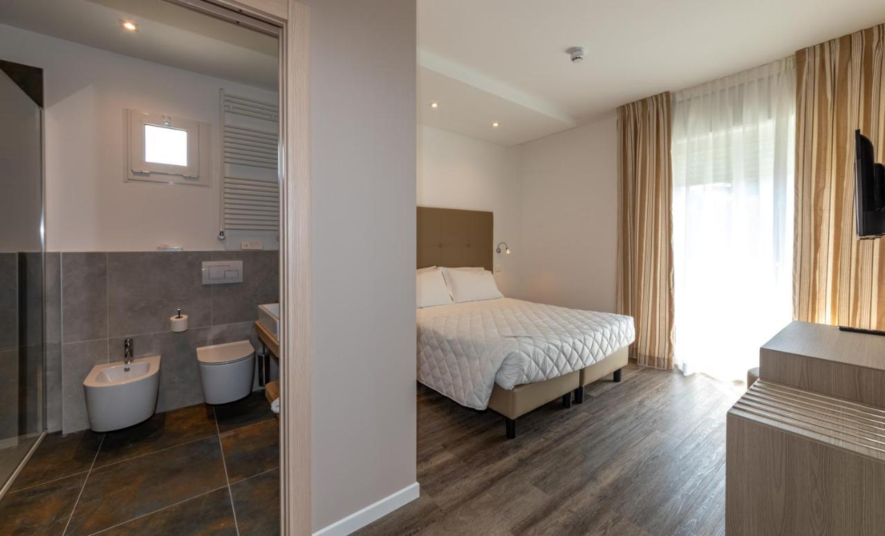 Hotel Mayer Lido di Jesolo Luaran gambar