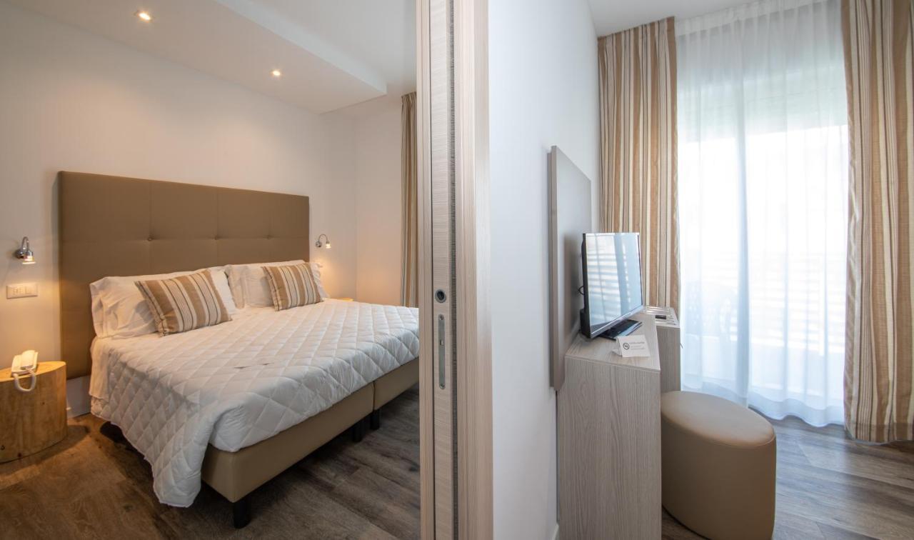 Hotel Mayer Lido di Jesolo Luaran gambar